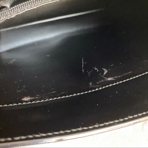 Gucci black leather G logo tote - Picture 12 of 15